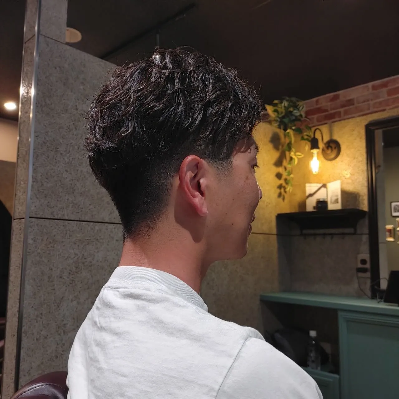 西鉄小郡駅前の支店【FRESHNES BARBER shop...