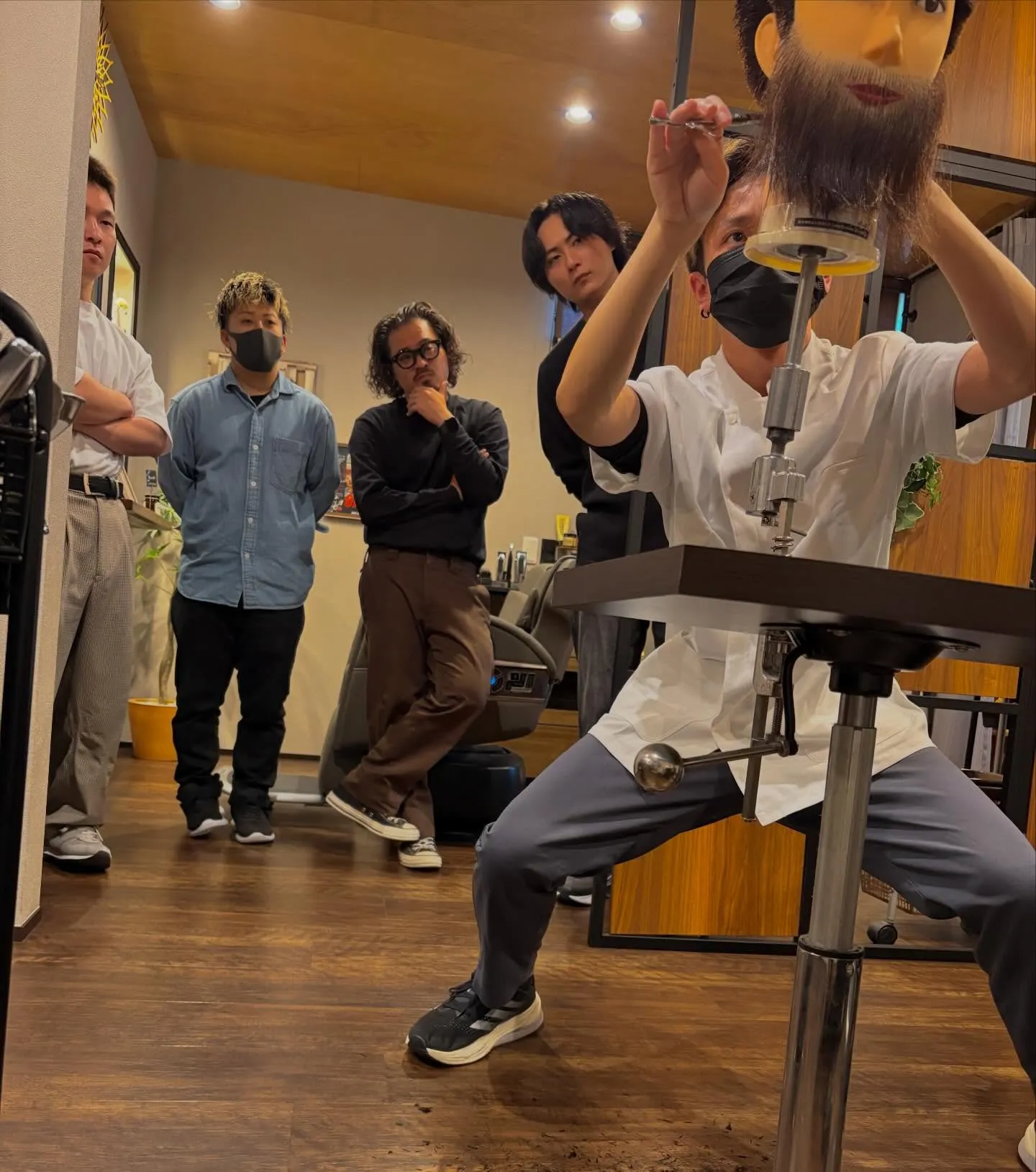 team BARBER PLACEでは、毎月「練習会」で技術...